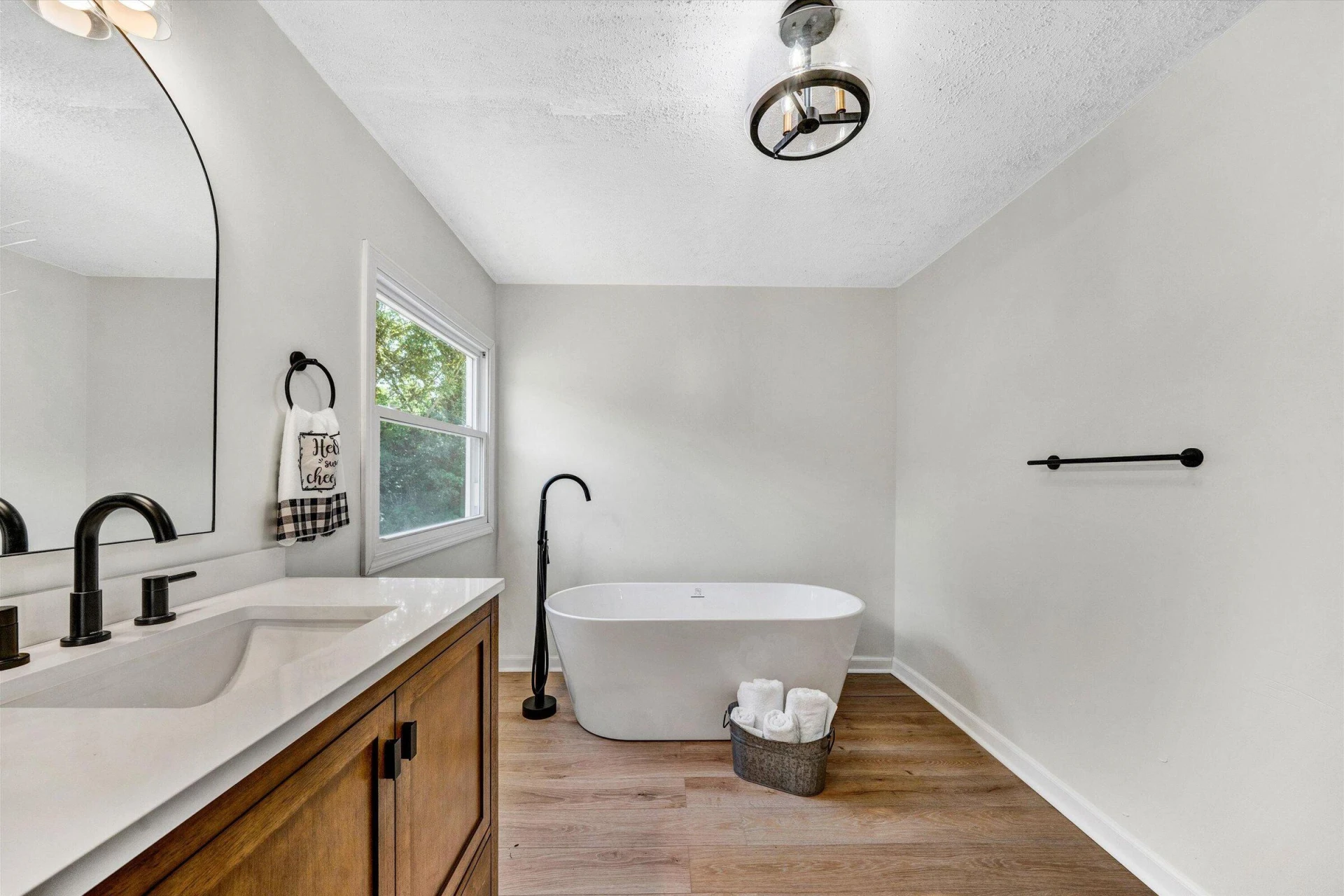 7810 Edwardsville RD - Photo 27