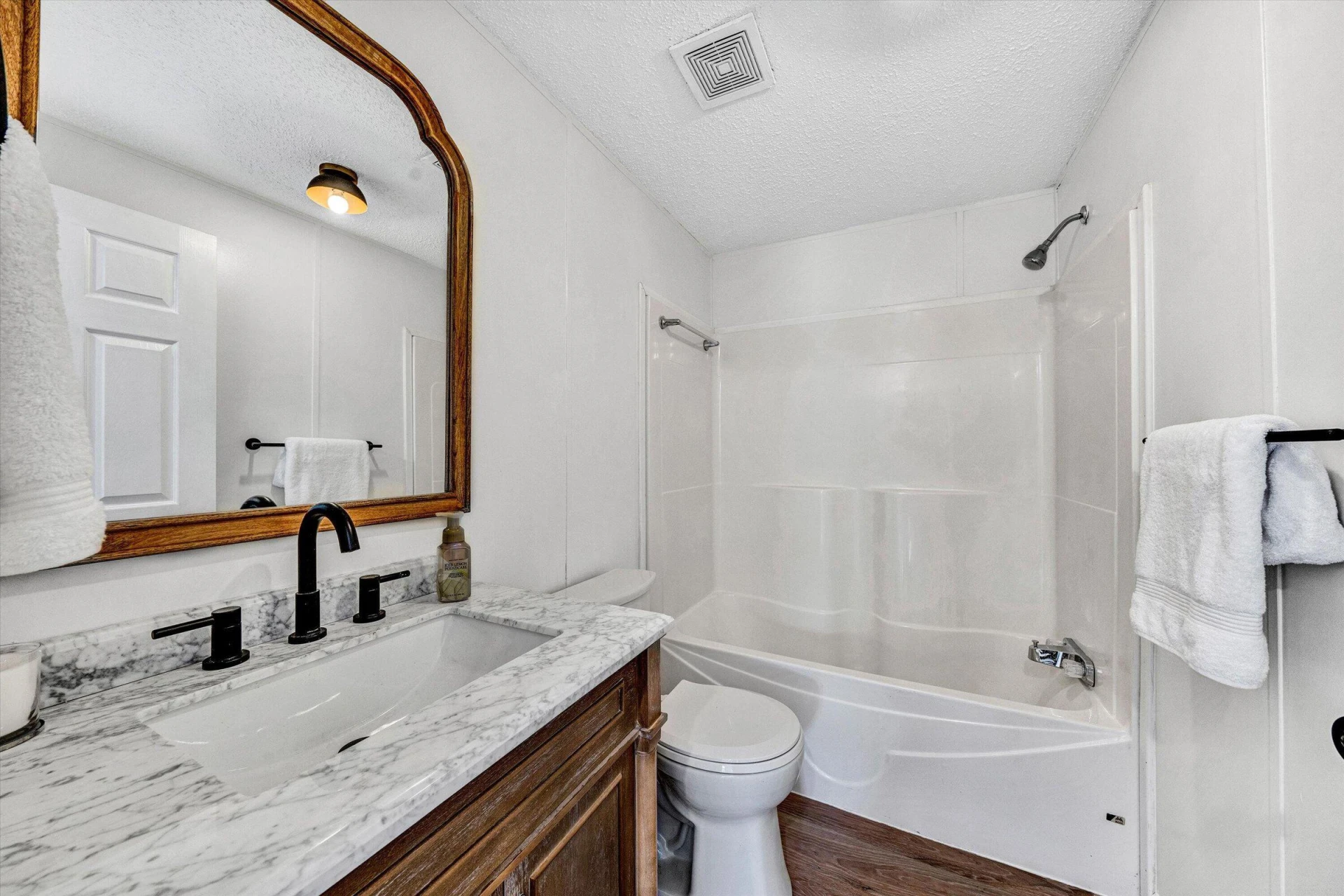 7810 Edwardsville RD - Photo 34