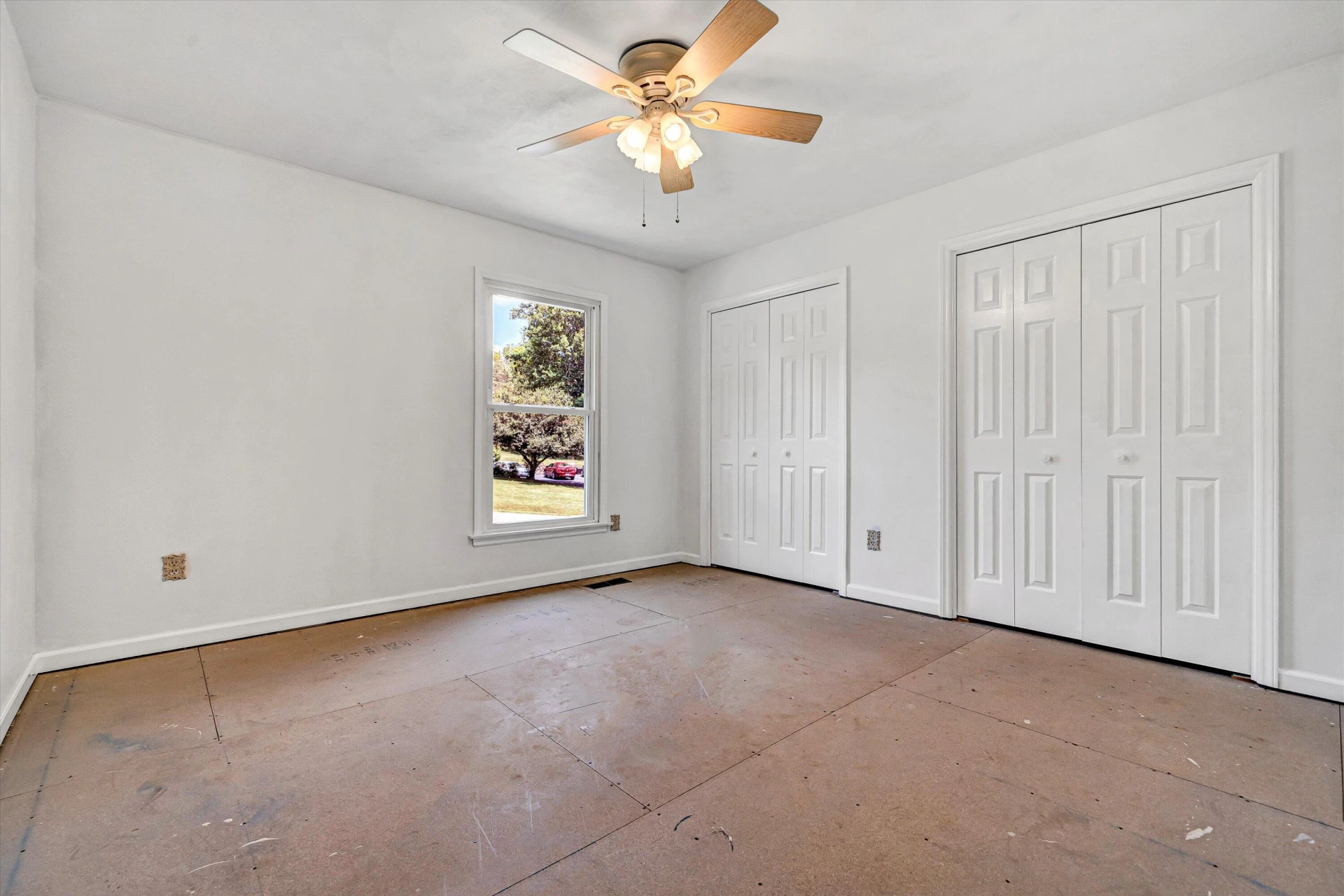 160 Ivy LN - Photo 18