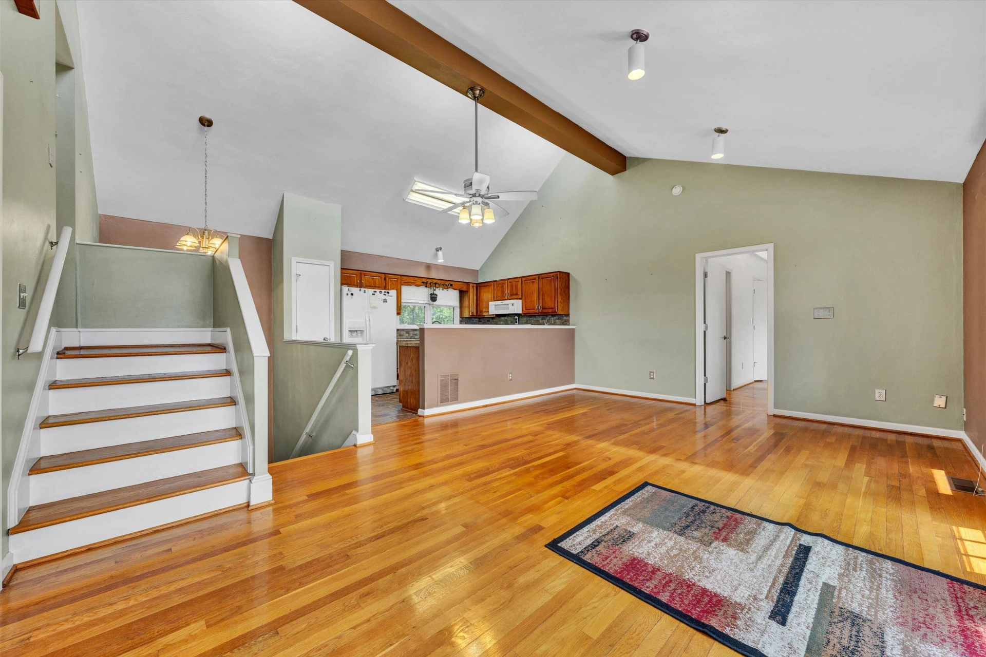 2525 Timberview RD - Photo 11