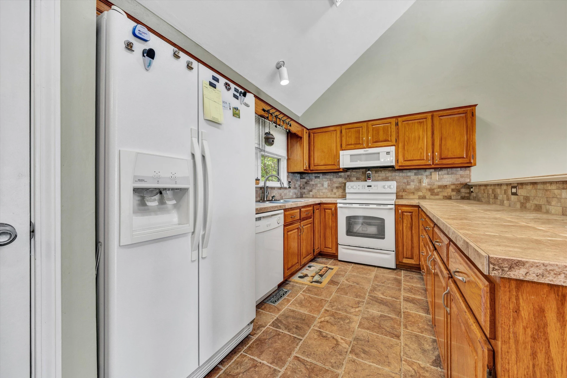 2525 Timberview RD - Photo 13