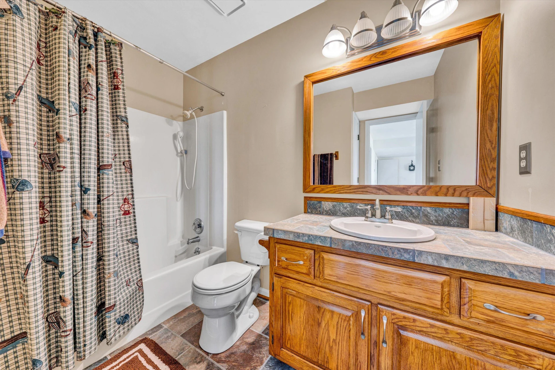 2525 Timberview RD - Photo 35