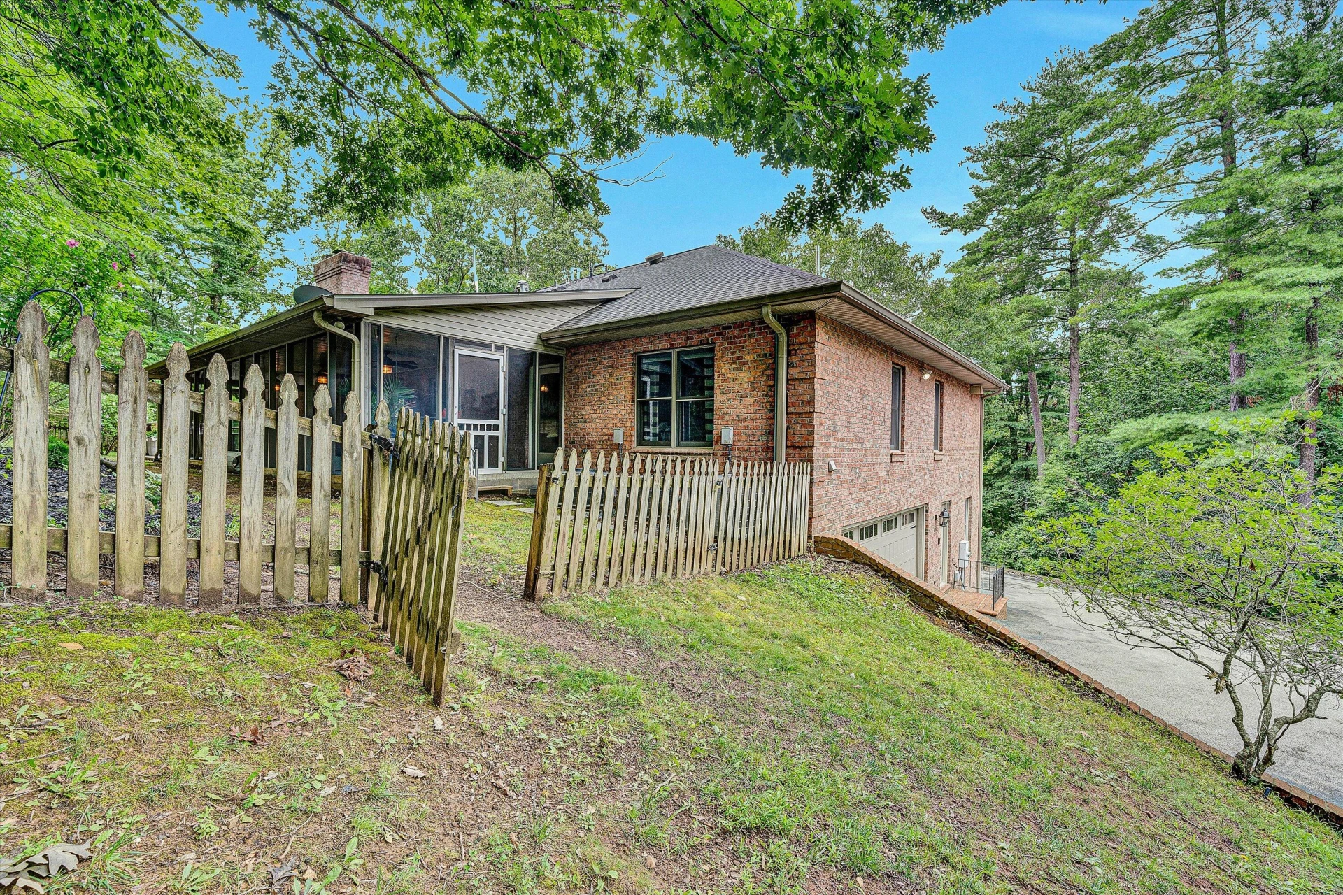 7730 Old Mill Forest DR - Photo 66