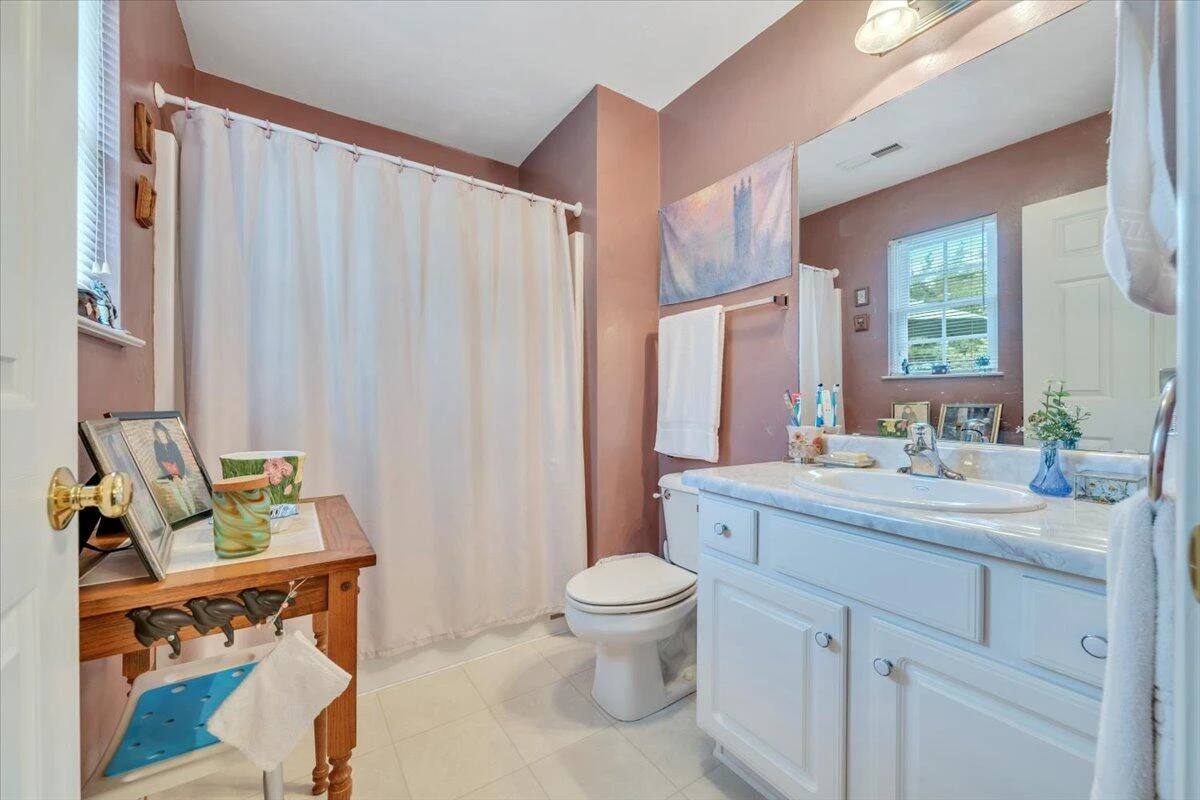 2532 Radford RD - Photo 15