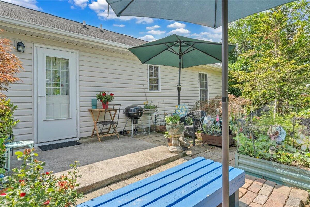 2532 Radford RD - Photo 16