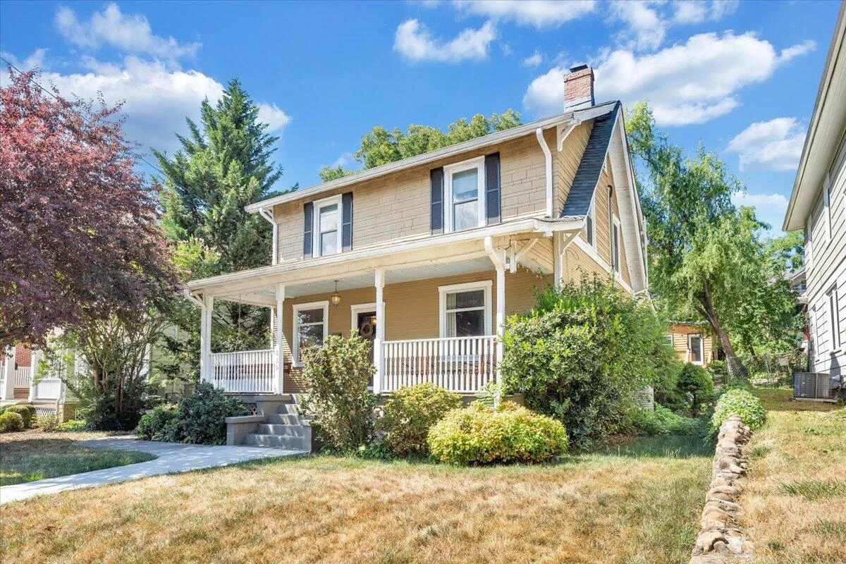 519 Arbutus AVE - Photo 5
