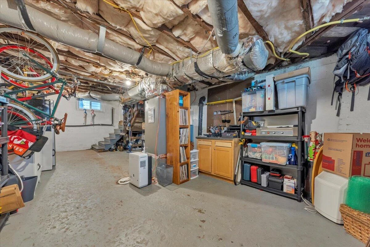 519 Arbutus AVE - Photo 59