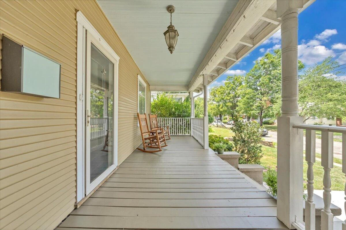 519 Arbutus AVE - Photo 7
