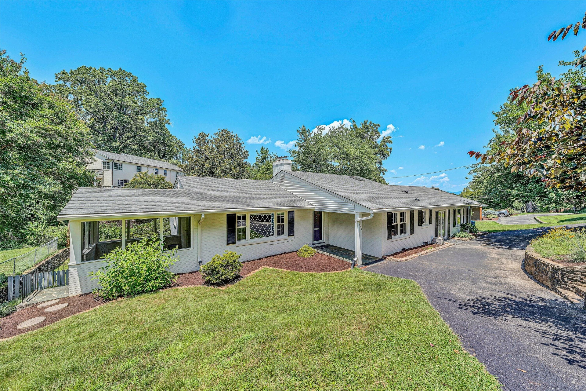 3005 Carolina AVE - Photo 3