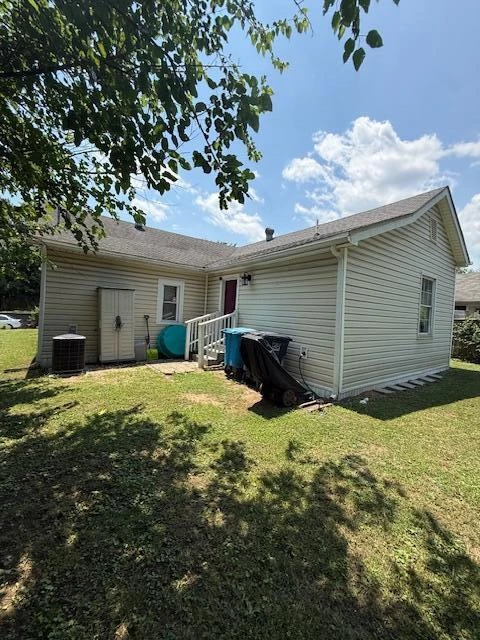 2213 Russell AVE - Photo 7