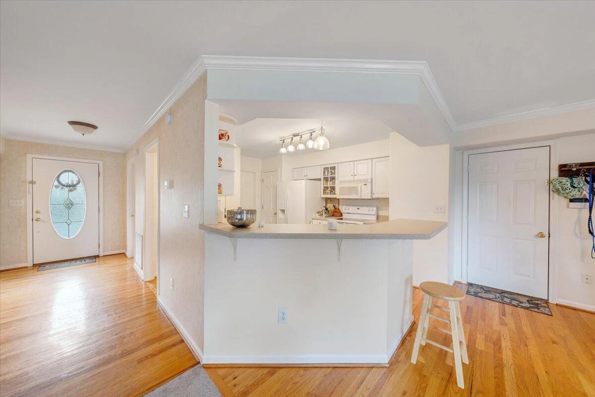 6024 Chagall DR - Photo 14