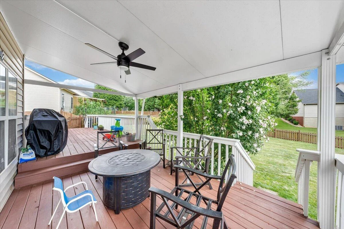 6024 Chagall DR - Photo 40