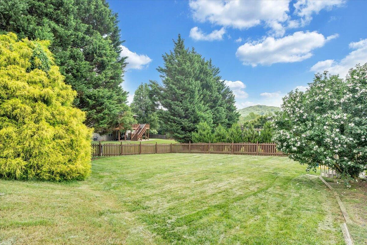 6024 Chagall DR - Photo 42