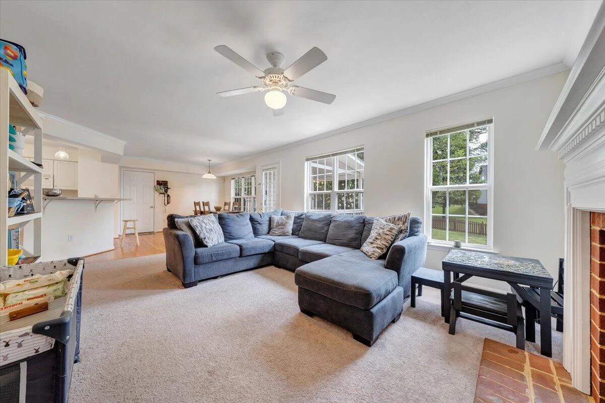 6024 Chagall DR - Photo 10