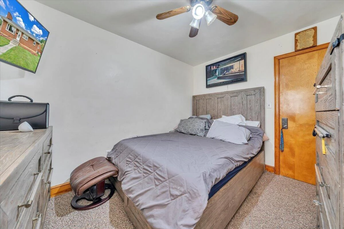202 FRONTIER RD - Photo 13