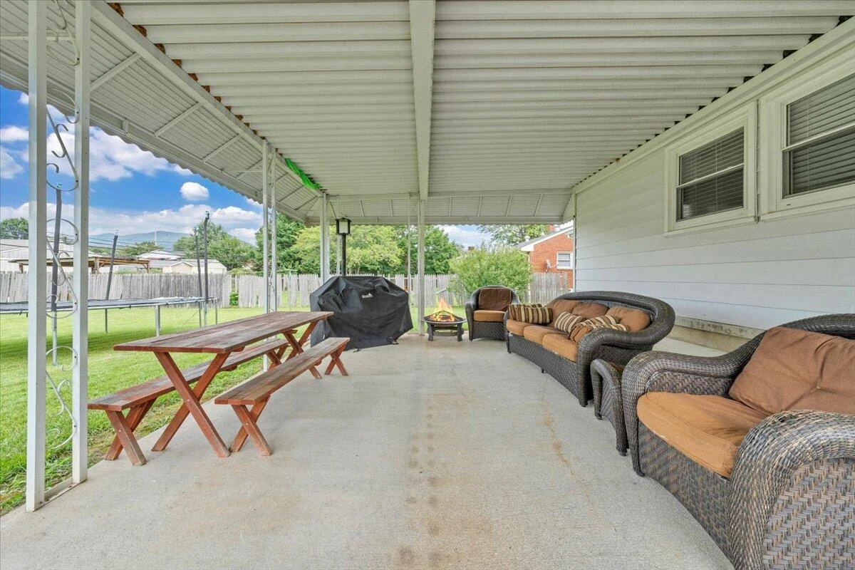202 FRONTIER RD - Photo 23