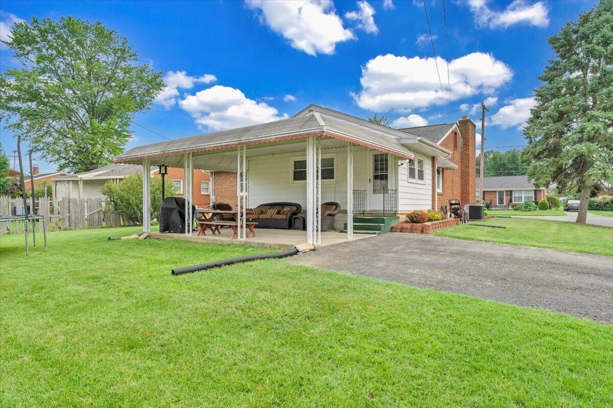 202 FRONTIER RD - Photo 24