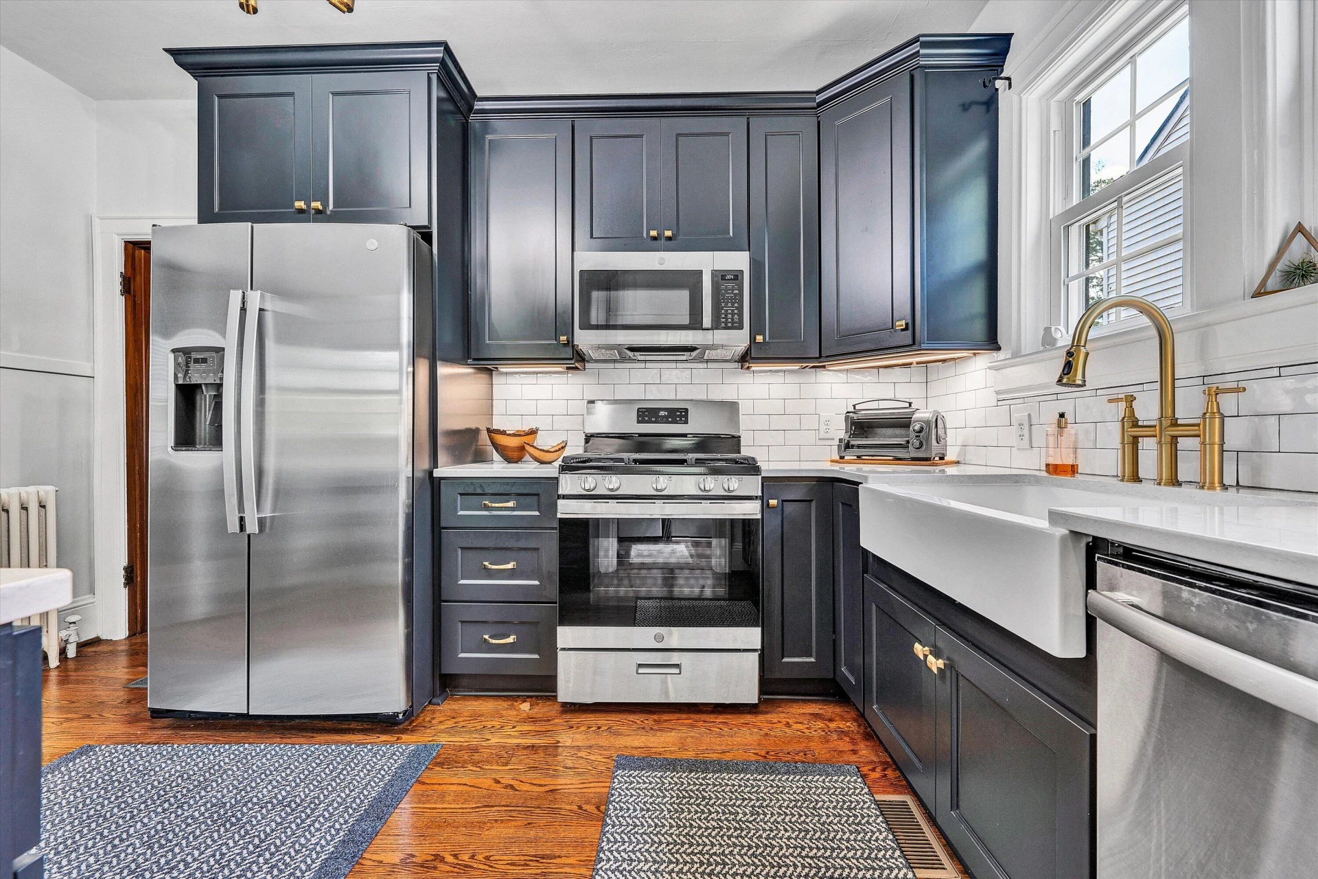 2511 Avenel AVE - Photo 21