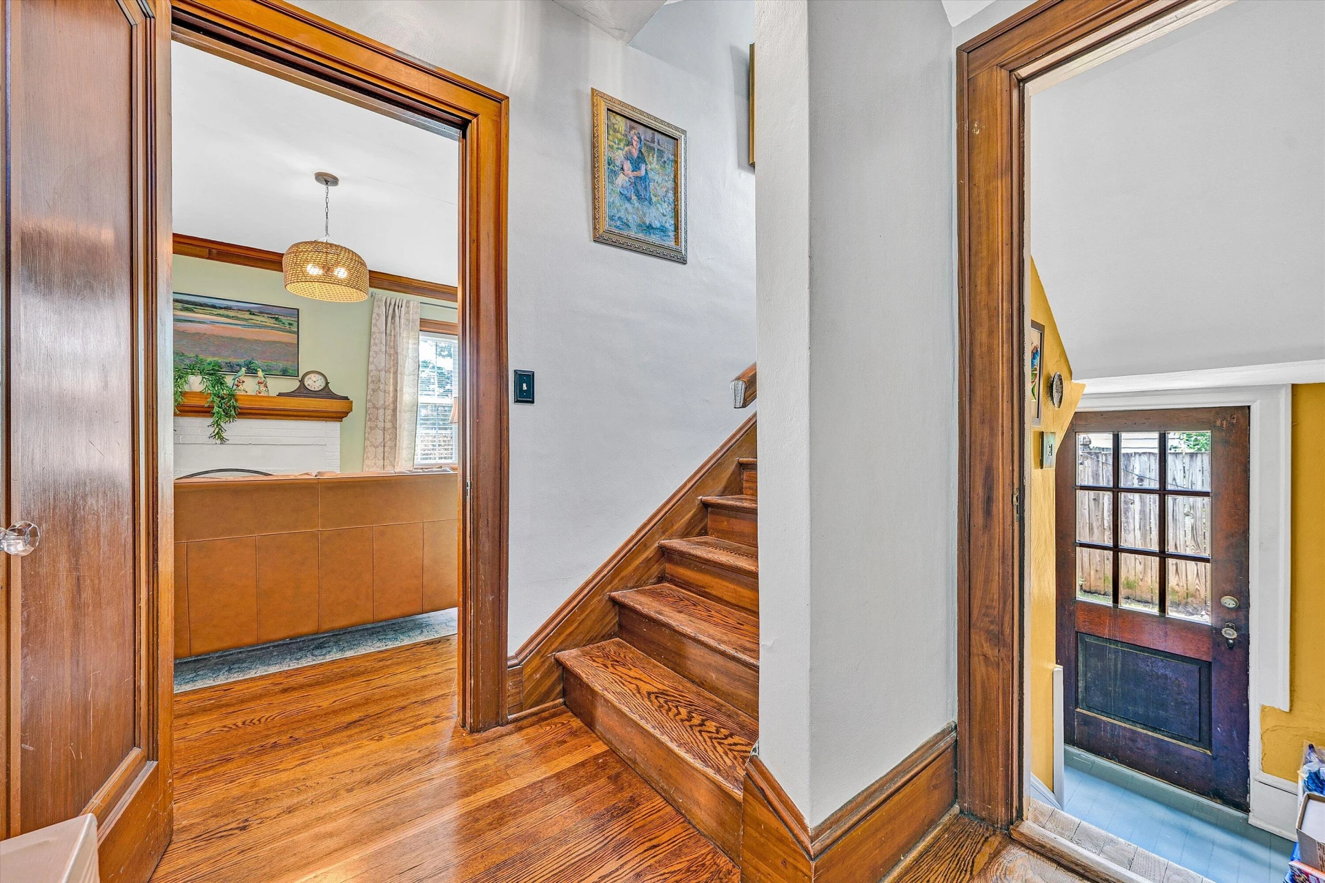 2511 Avenel AVE - Photo 25