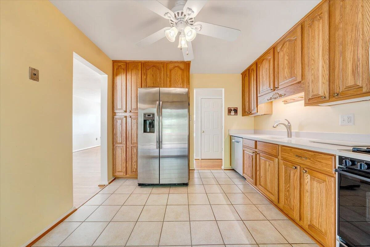 3871 Meadowlark RD - Photo 10