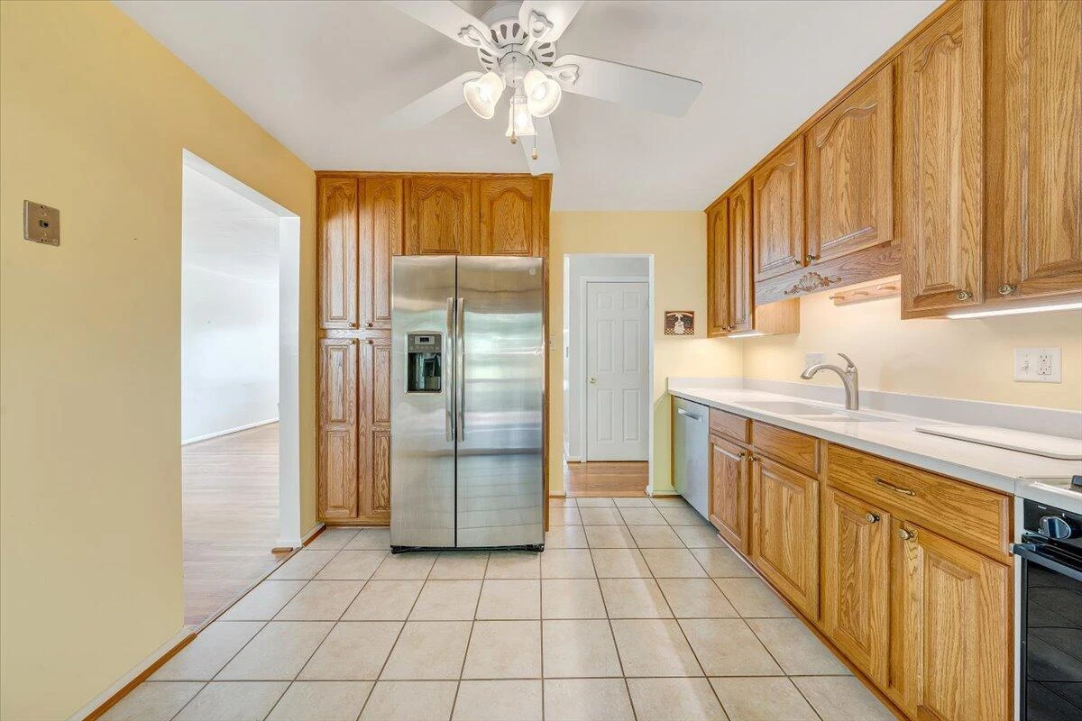 3871 Meadowlark RD - Photo 16