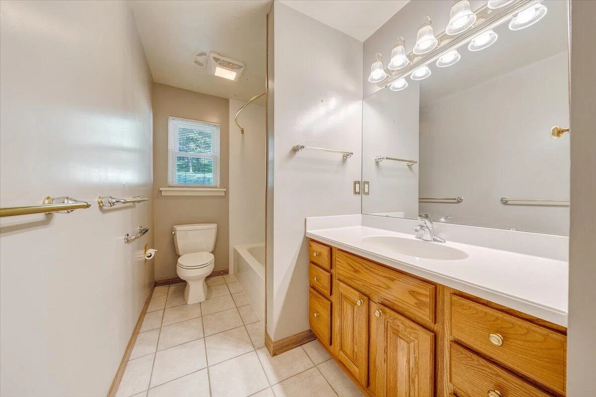 3871 Meadowlark RD - Photo 18
