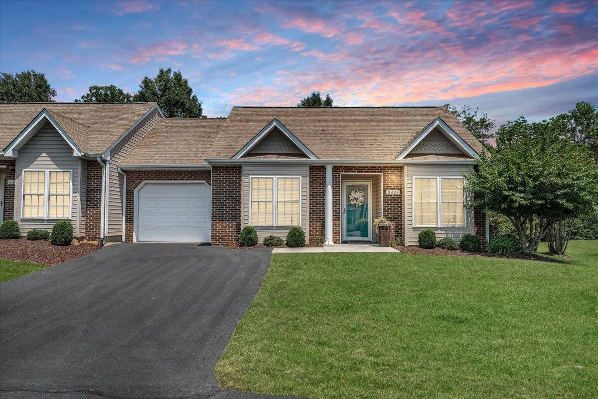 8624 South Bend DR