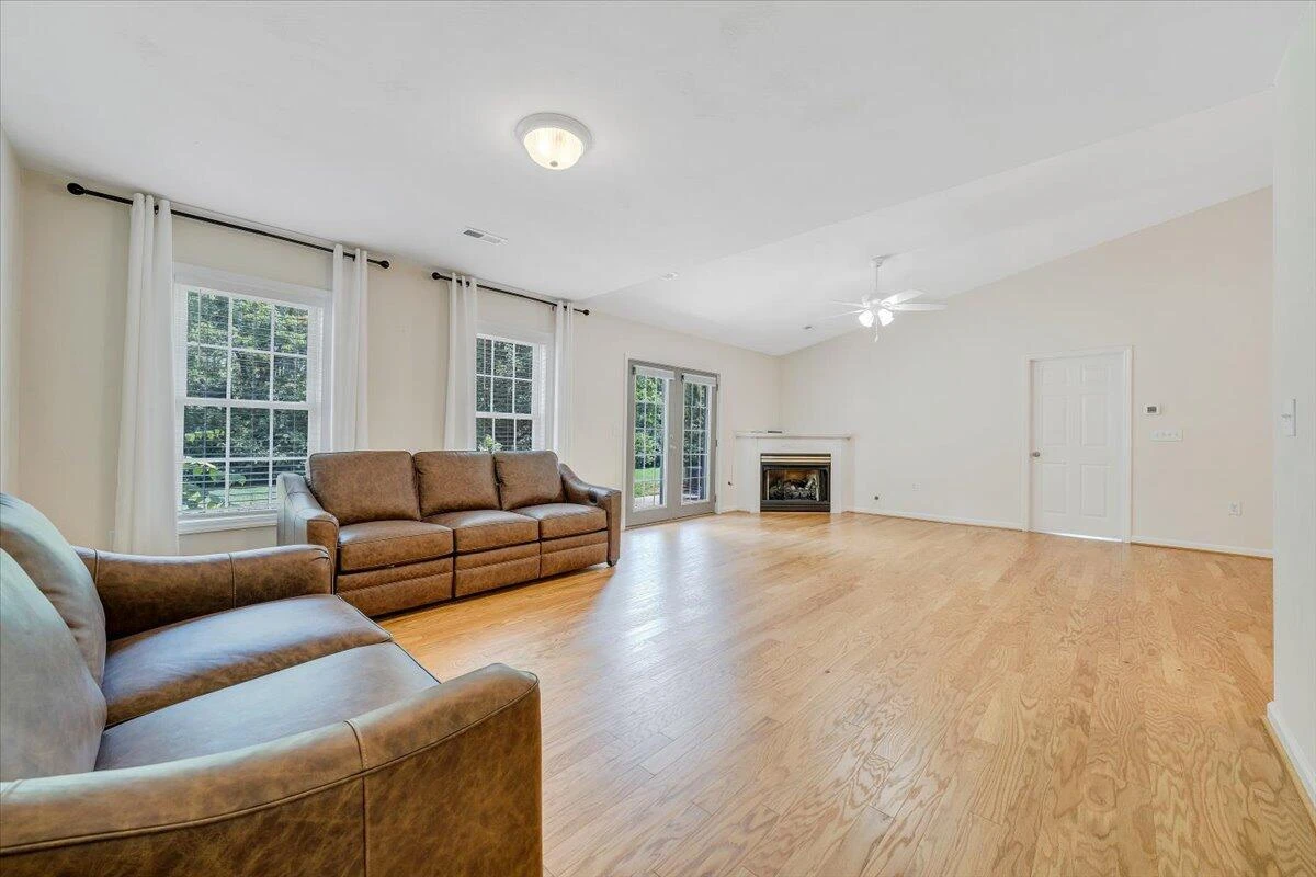 8624 South Bend DR - Photo 11