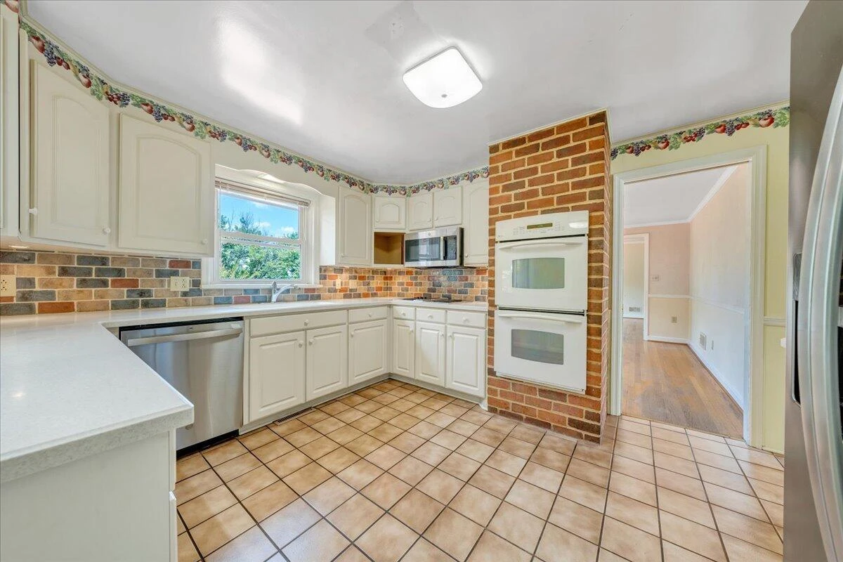5911 Bighorn DR - Photo 19