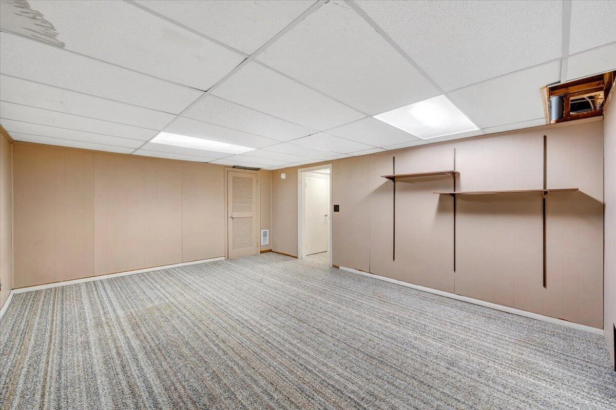 5911 Bighorn DR - Photo 43
