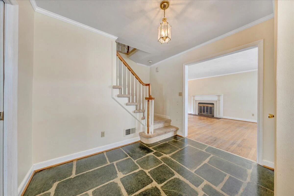 5911 Bighorn DR - Photo 6