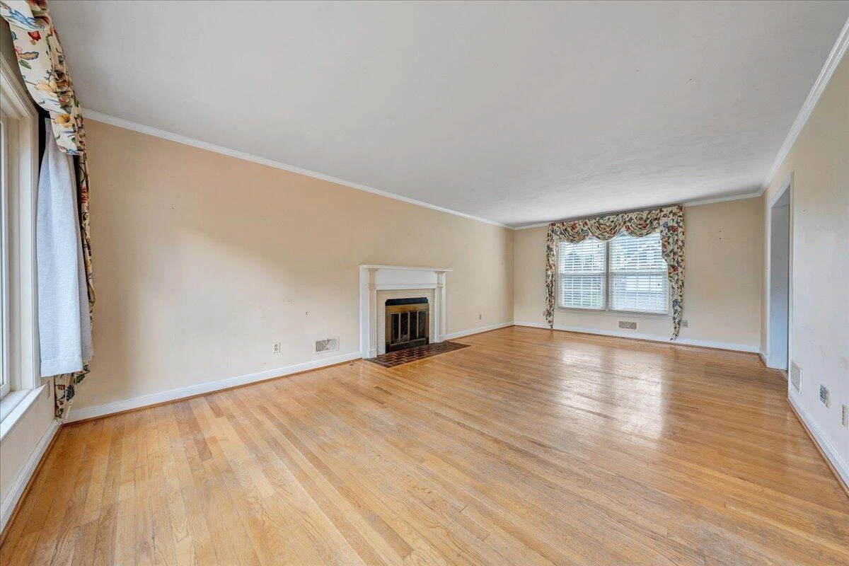 5911 Bighorn DR - Photo 8