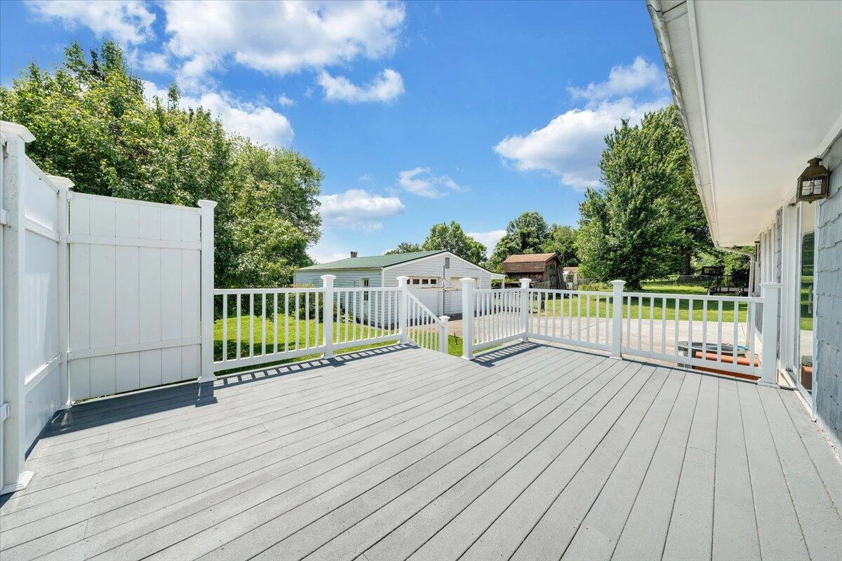 915 Ridgecrest DR - Photo 48