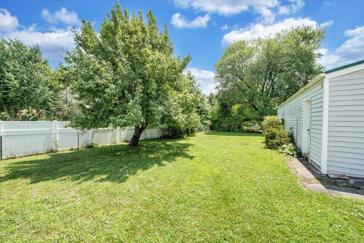 915 Ridgecrest DR - Photo 49