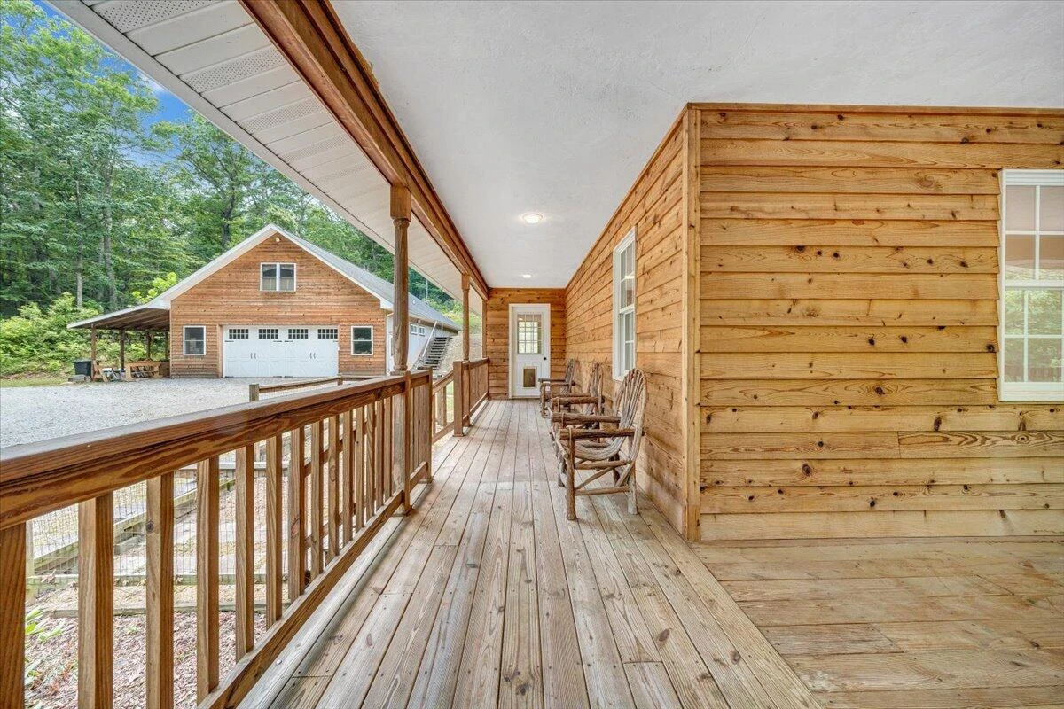 1403 Greyledge RD - Photo 25