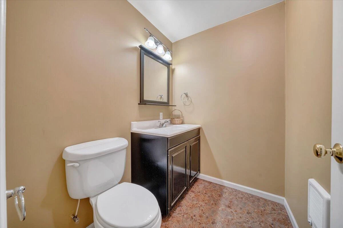 1403 Greyledge RD - Photo 37
