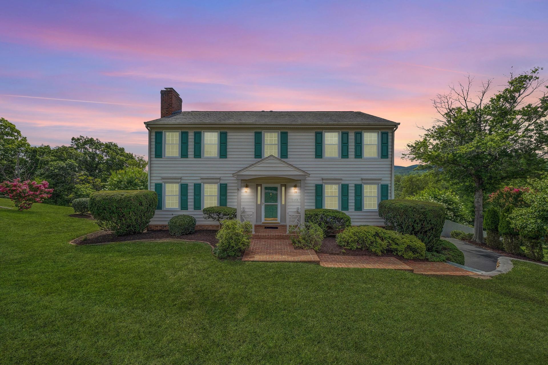 654 Joan CIR