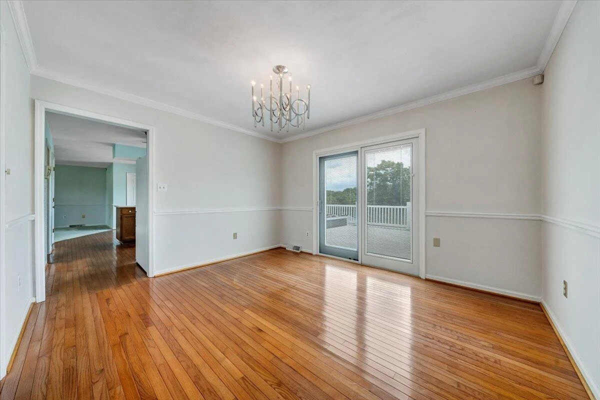 654 Joan CIR - Photo 12