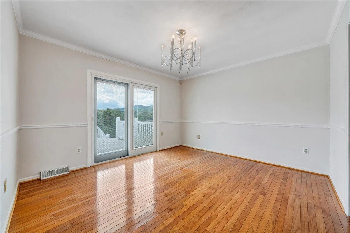 654 Joan CIR - Photo 15