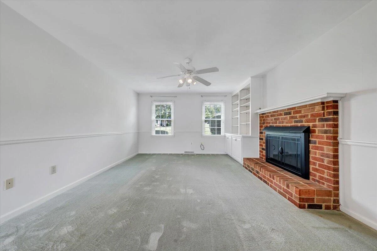 654 Joan CIR - Photo 28