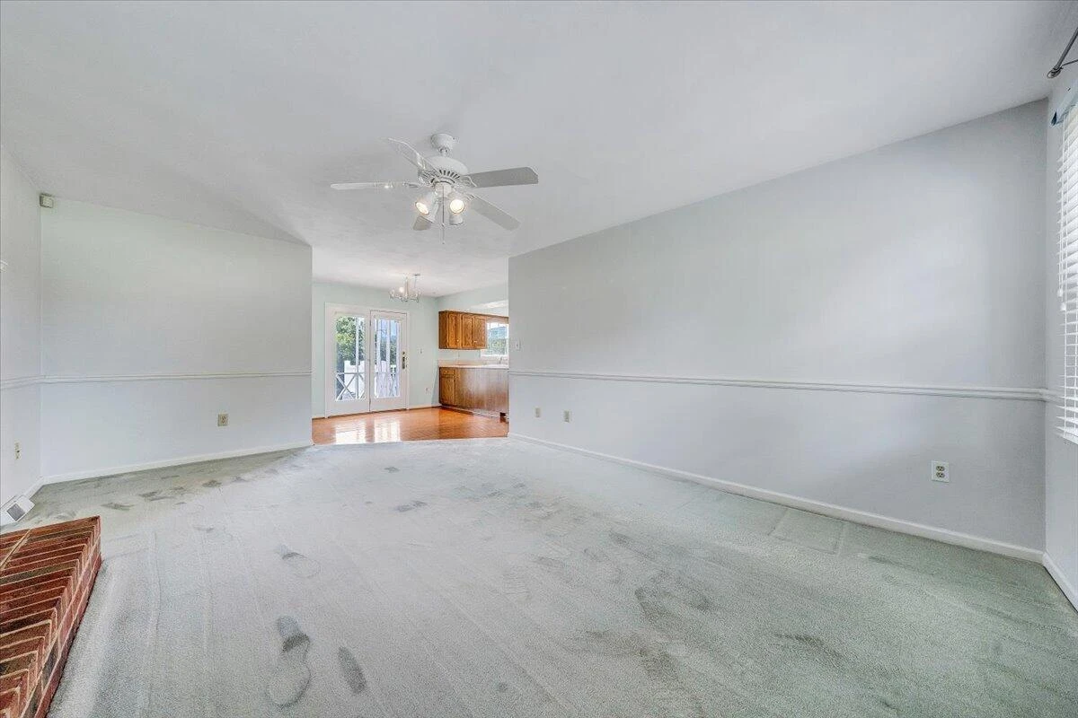 654 Joan CIR - Photo 30