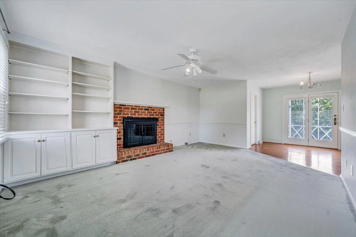 654 Joan CIR - Photo 31