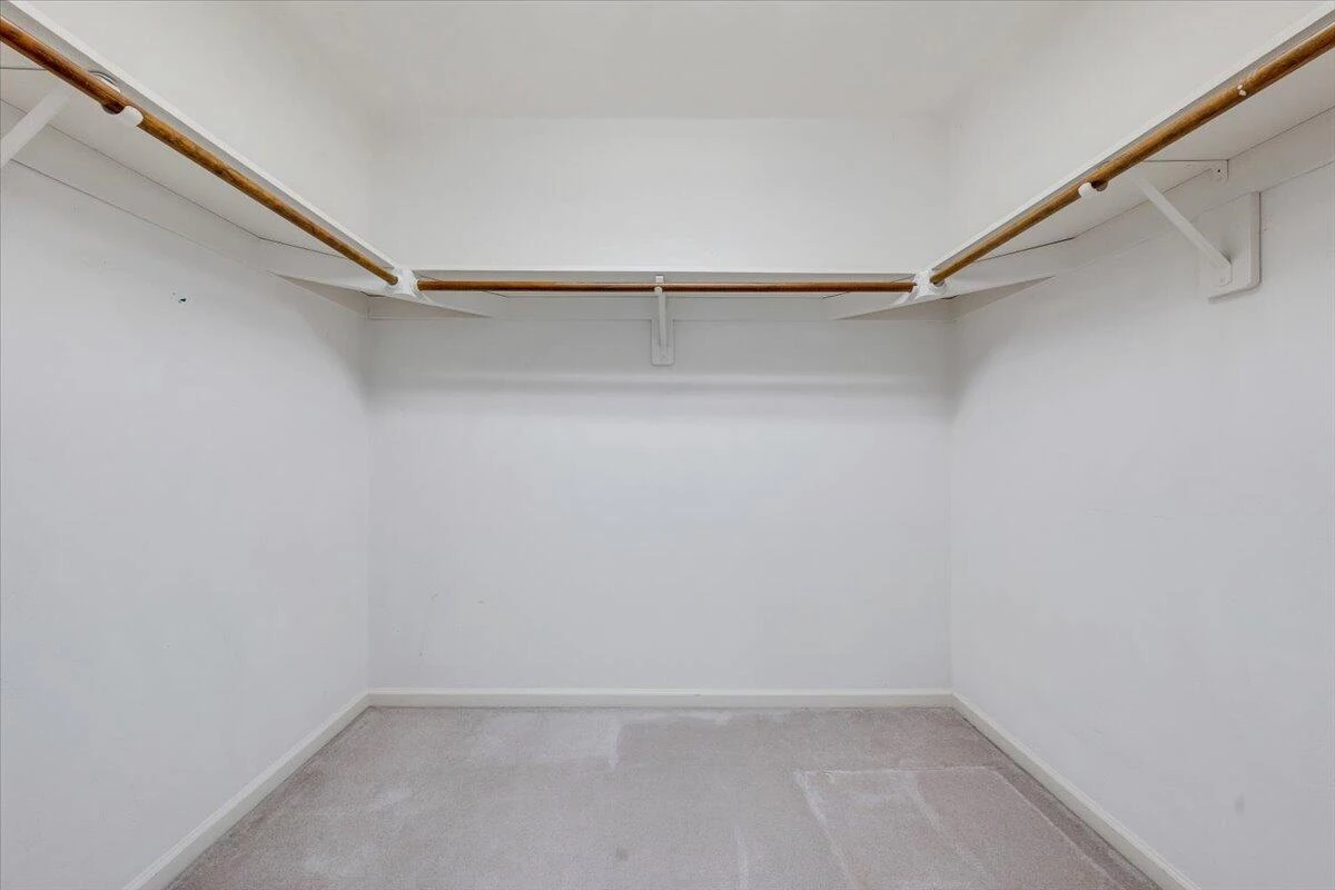 654 Joan CIR - Photo 36