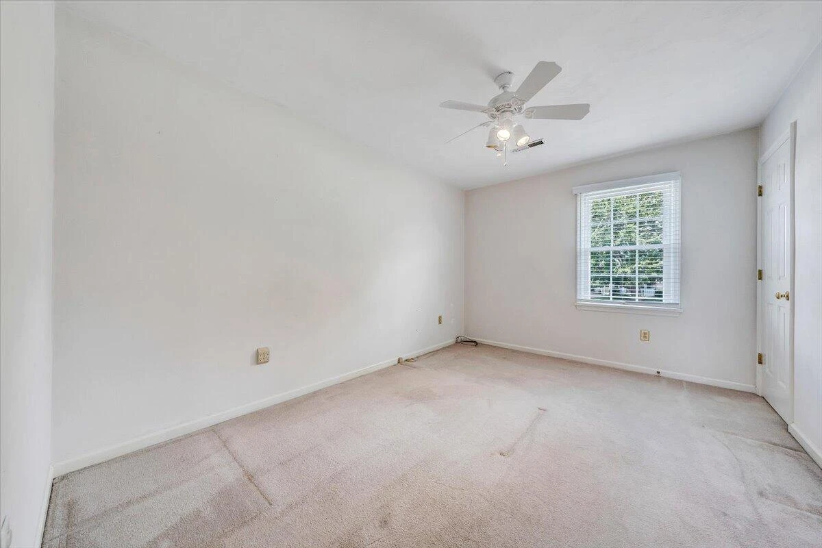 654 Joan CIR - Photo 37