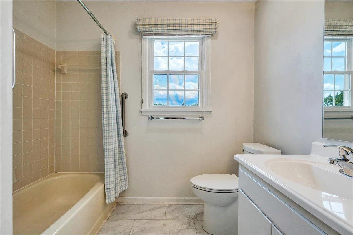 654 Joan CIR - Photo 39