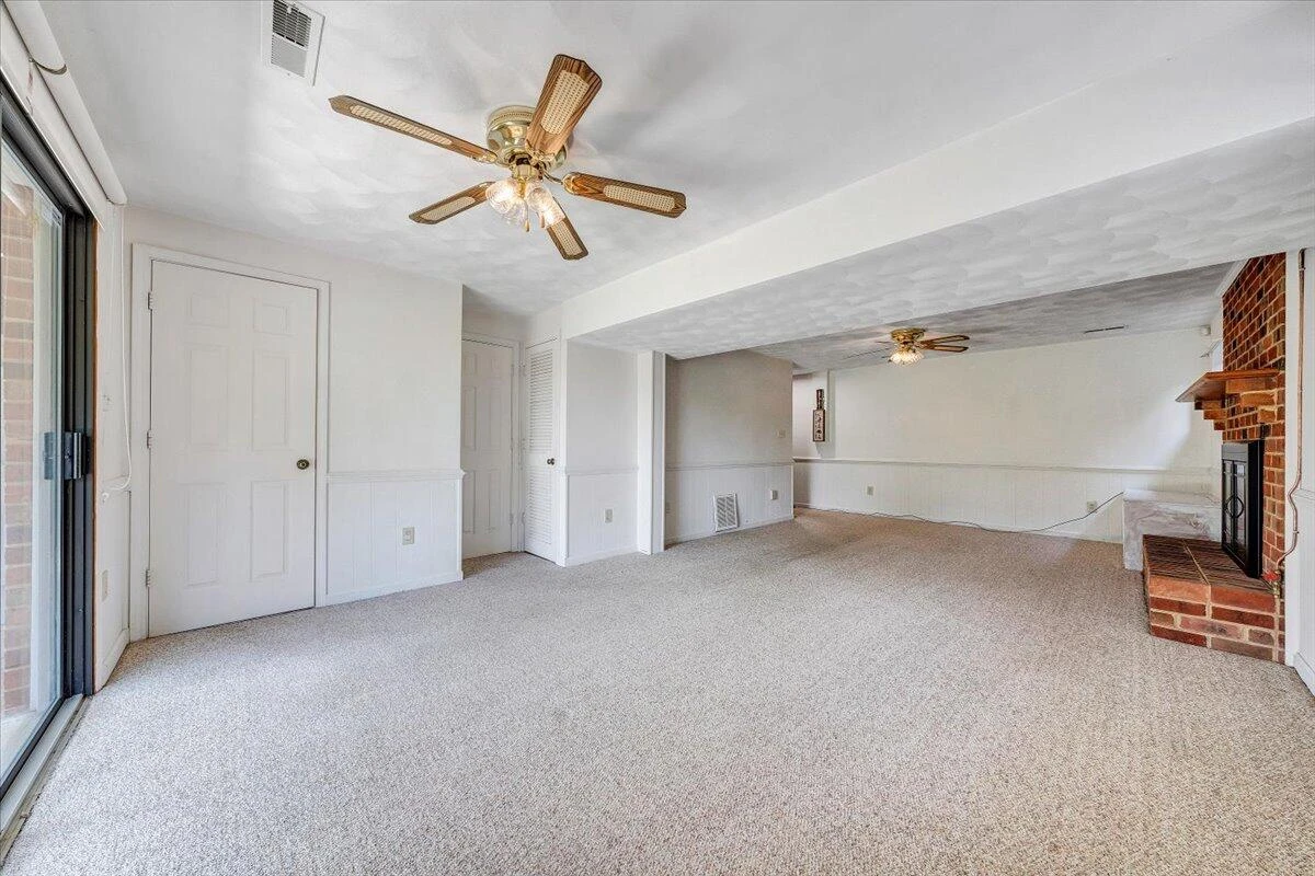 654 Joan CIR - Photo 48