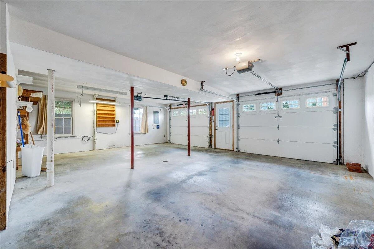 654 Joan CIR - Photo 51