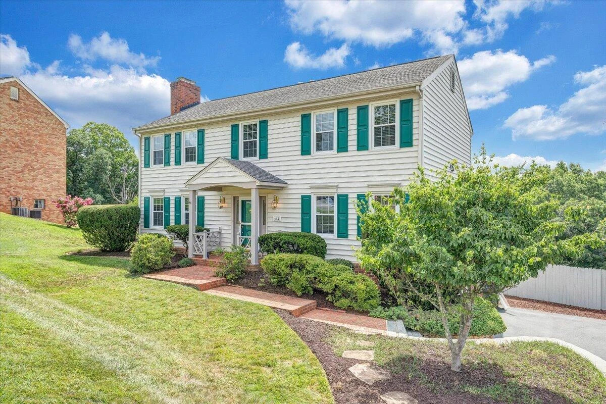 654 Joan CIR - Photo 68