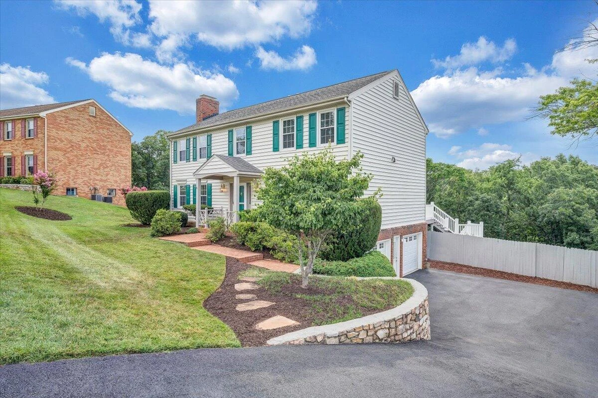 654 Joan CIR - Photo 69