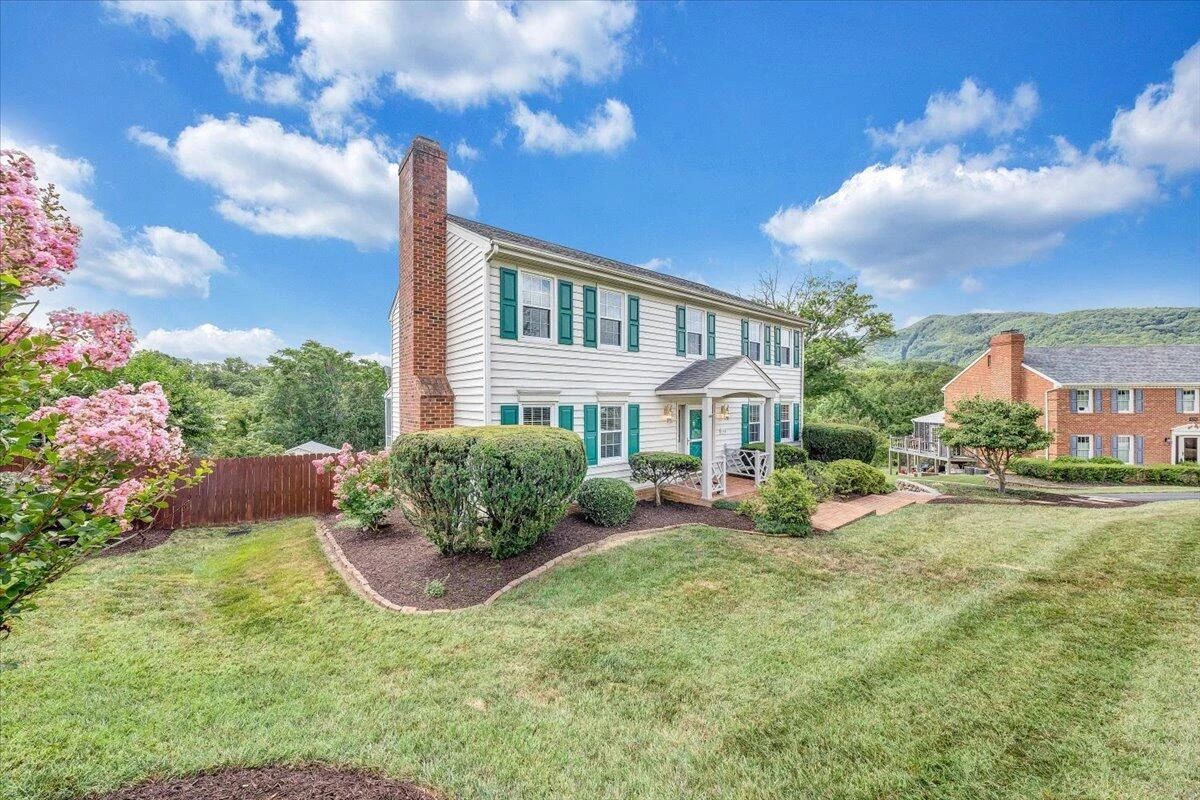 654 Joan CIR - Photo 71